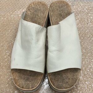 Vince Sarria Wedge Sandal Off White Leather Size 39